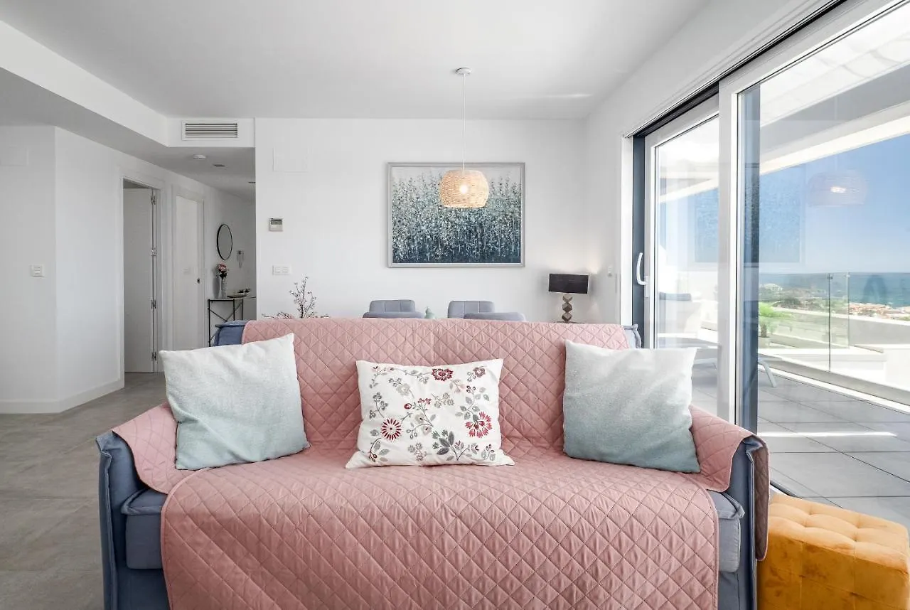 Апартаменты Luxury New Modern Penthouse With Golf And Sea Views - Via Celere 2390 Касарес 0*,