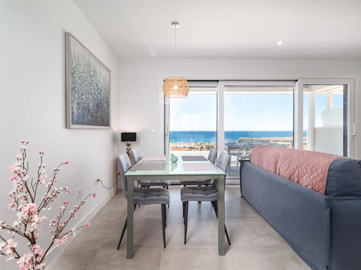 Апартаменты Luxury New Modern Penthouse With Golf And Sea Views - Via Celere 2390 Касарес