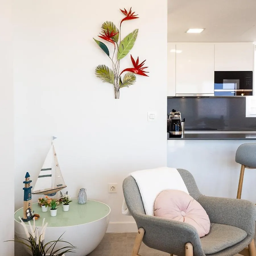 Апартаменты Luxury New Modern Penthouse With Golf And Sea Views - Via Celere 2390 Касарес